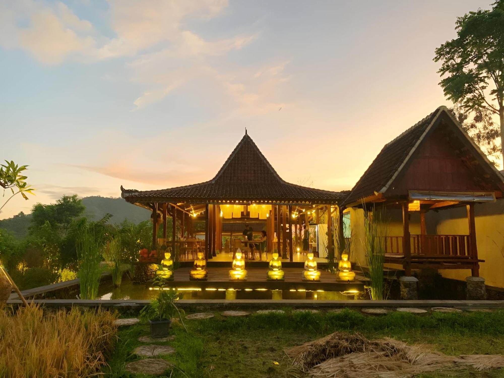 Anandinii River Lodge By Agata Sidemen  Esterno foto